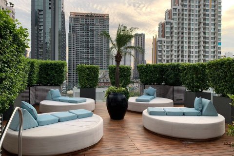 Condominio de 3 dormitorios en Bangkok, Tailandia № 143333 - foto 13