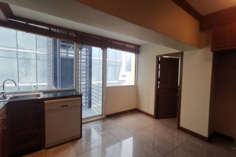 Condominio de 3 dormitorios en Bangkok, Tailandia № 143335 - foto 10