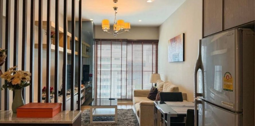 Condominio de 1 dormitorio en Khlong Toei, Bangkok, Tailandia № 115213