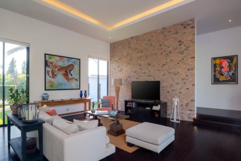 Casa de 3 dormitorios en Hua Hin, Tailandia № 180736 - foto 26