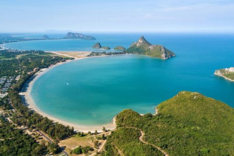 Casa de 6 dormitorios en Prachuap Khiri Khan, Tailandia № 180735 - foto 19