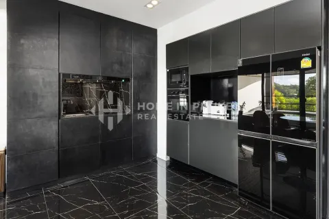 Casa de 7 dormitorios en Kamala, Tailandia № 150900 - foto 13