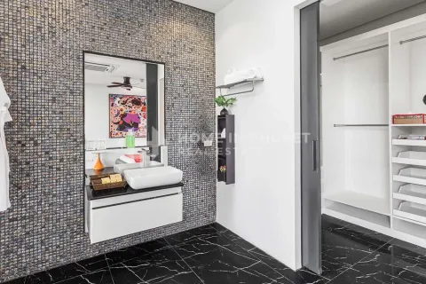 Casa de 7 dormitorios en Kamala, Tailandia № 150900 - foto 24
