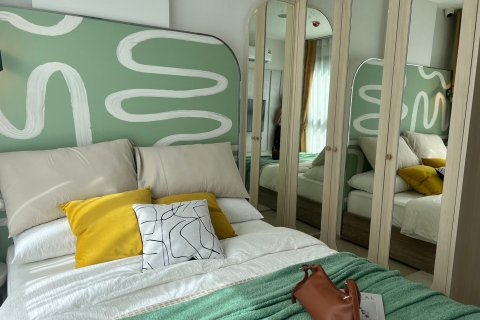 Condominio de 1 dormitorio en Bangkok, Tailandia № 203605 - foto 9