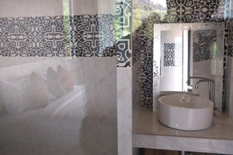 Villa in Krabi, Thailand 1 Schlafzimmer № 203604 - Foto 14