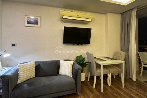Estudio en el condominio en Bang Lamung, Tailandia № 205199