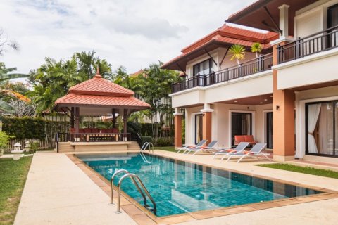 Chalet de 4 dormitorios en Phuket, Tailandia № 133799 - foto 23