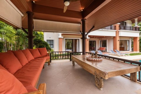 Chalet de 4 dormitorios en Phuket, Tailandia № 133799 - foto 25