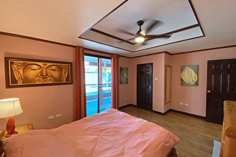 Villa in Pran Buri, Thailand 4 Schlafzimmer № 168365 - Foto 17