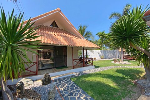 Villa in Pran Buri, Thailand 4 Schlafzimmer № 168365 - Foto 9