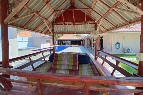 Villa in Pran Buri, Thailand 4 Schlafzimmer № 168365 - Foto 5