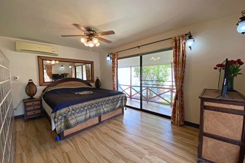Villa in Pran Buri, Thailand 4 Schlafzimmer № 168365 - Foto 27