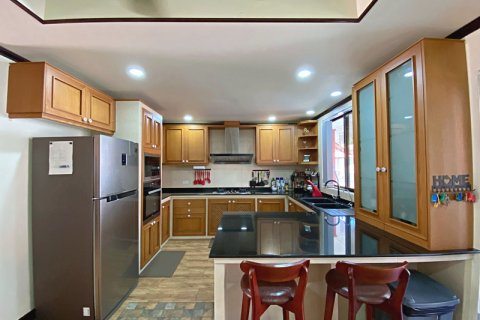 Villa in Pran Buri, Thailand 4 Schlafzimmer № 168365 - Foto 16
