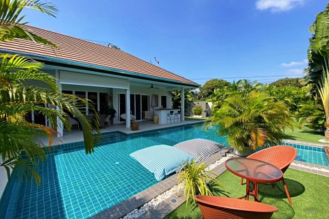Chalet de 3 dormitorios en Hua Hin, Tailandia № 168396 - foto 11