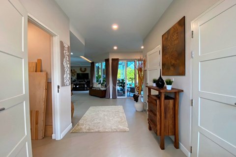 Chalet de 3 dormitorios en Hua Hin, Tailandia № 168396 - foto 20