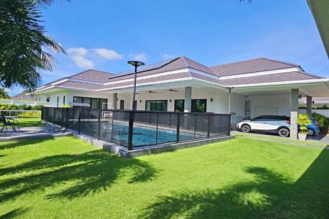Chalet de 4 dormitorios en Cha-am, Tailandia № 168398