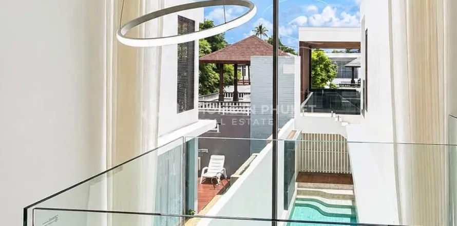 House in Chalong, Thailand 3 bedrooms № 233121