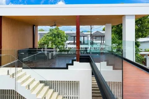 House in Chalong, Thailand 3 bedrooms № 233121 - photo 2
