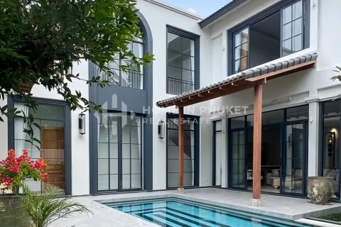 Casa de 4 dormitorios en Phuket, Tailandia № 233123