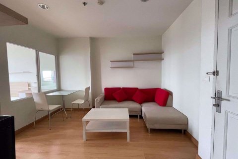 Condo à Huai Khwang, Bangkok, Thaïlande, 1 chambre  № 48188