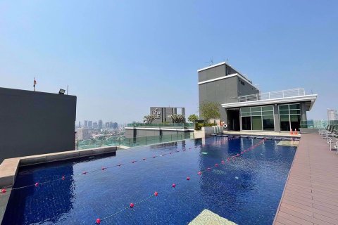 Condominio de 1 dormitorio en Huai Khwang, Bangkok, Tailandia № 48188 - foto 10