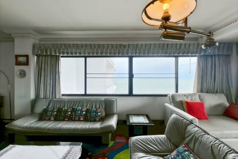 Condominio de 2 dormitorios en Cha-am, Tailandia № 135158 - foto 2