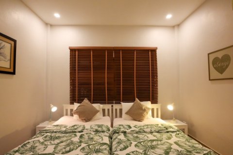 Chalet de 2 dormitorios en Hua Hin, Tailandia № 168405 - foto 14