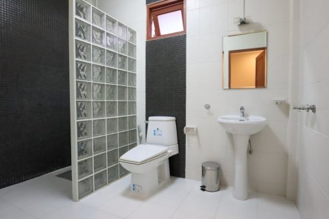 Chalet de 2 dormitorios en Hua Hin, Tailandia № 168405 - foto 13