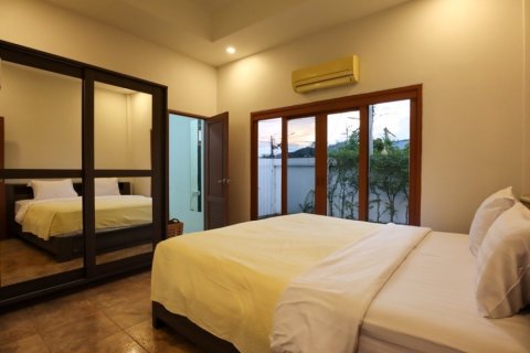 Chalet de 2 dormitorios en Hua Hin, Tailandia № 168405 - foto 12