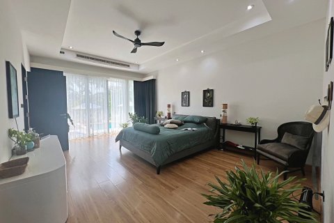 Chalet de 3 dormitorios en Hua Hin, Tailandia № 168401 - foto 27