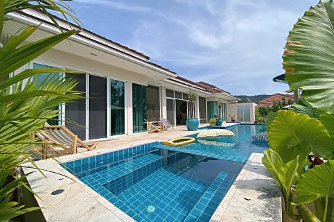 Chalet de 3 dormitorios en Hua Hin, Tailandia № 168401 - foto 6