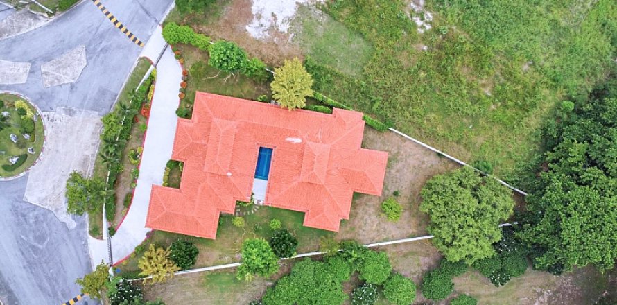 Chalet de 3 dormitorios en Cha-am, Tailandia № 168400