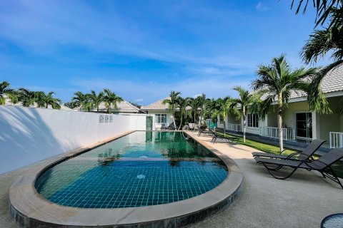 Adosado de 3 dormitorios en Hua Hin, Tailandia № 138016 - foto 27