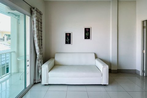 Adosado de 3 dormitorios en Hua Hin, Tailandia № 138016 - foto 15