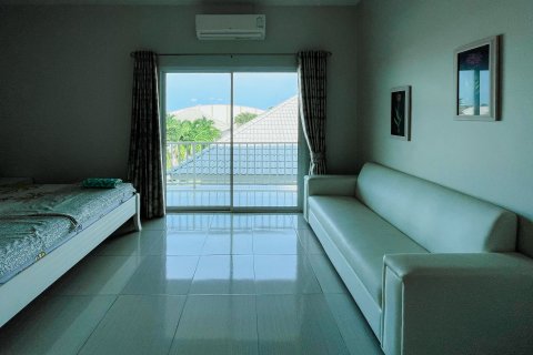 Adosado de 3 dormitorios en Hua Hin, Tailandia № 138016 - foto 14