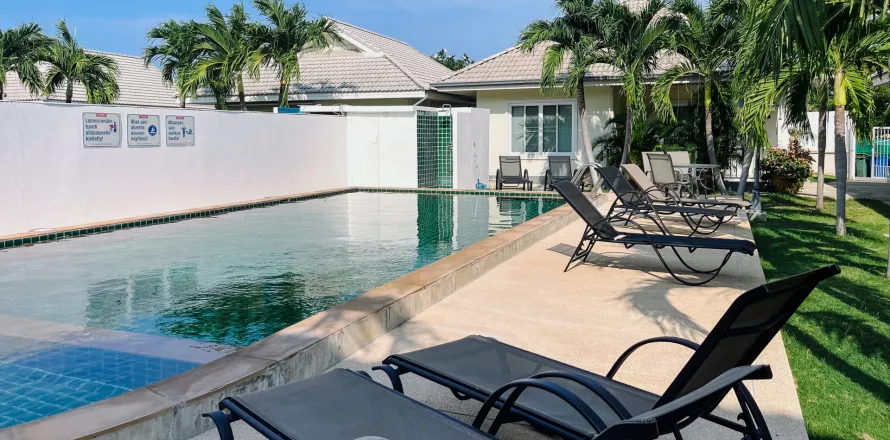 Adosado de 3 dormitorios en Hua Hin, Tailandia № 138016