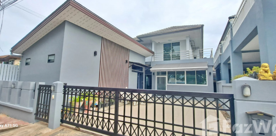 Casa de 4 dormitorios en Pattaya, Tailandia № 173391