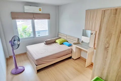 Casa de 4 dormitorios en Pattaya, Tailandia № 173391 - foto 19