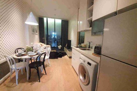 Condominio de 1 dormitorio en Bangkok, Tailandia № 183358 - foto 9