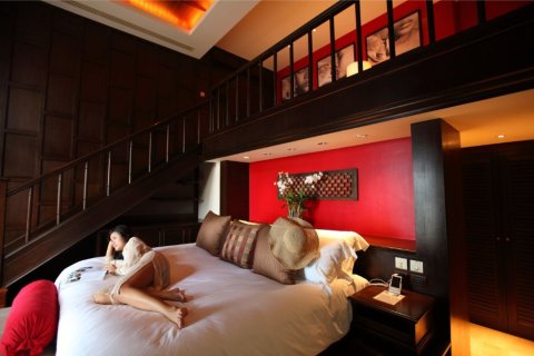 Casa de 6 dormitorios en Phuket, Tailandia № 181080 - foto 4
