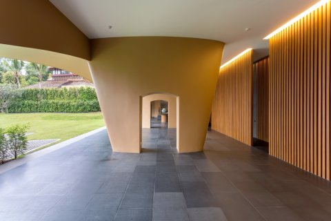 Casa de 6 dormitorios en Kamala, Tailandia № 181081 - foto 27