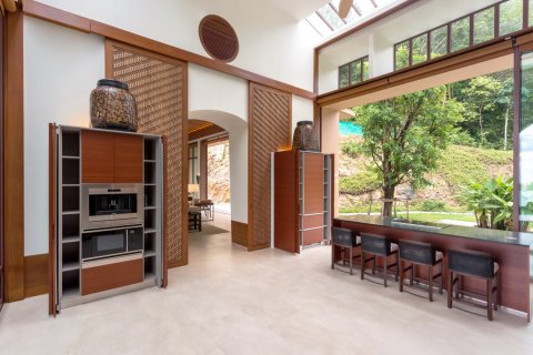 Casa de 6 dormitorios en Kamala, Tailandia № 181081 - foto 7