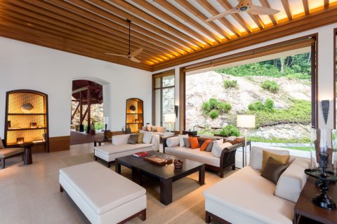Casa de 6 dormitorios en Kamala, Tailandia № 181081 - foto 15