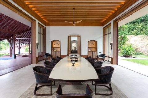 Casa de 6 dormitorios en Kamala, Tailandia № 181081 - foto 4