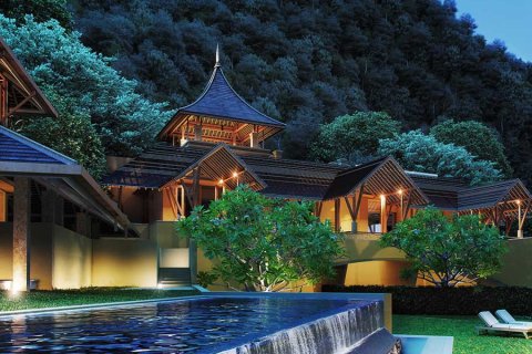 Casa de 6 dormitorios en Kamala, Tailandia № 181081 - foto 25