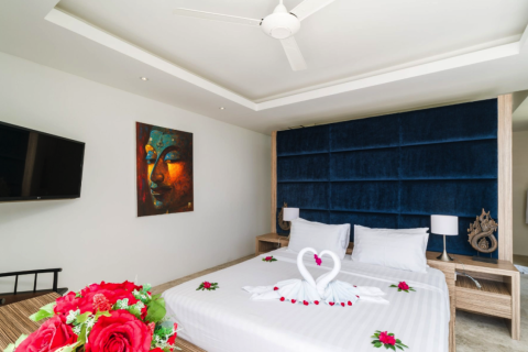 Casa de 5 dormitorios en Surat Thani, Tailandia № 181083 - foto 4