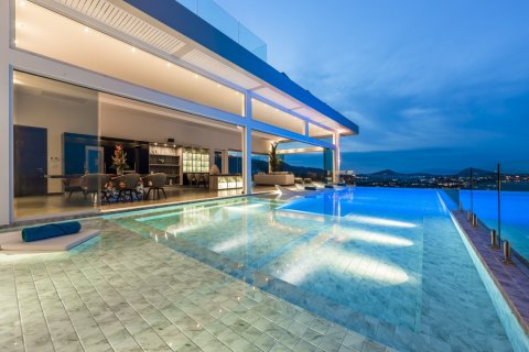 Casa de 6 dormitorios en Surat Thani, Tailandia № 181084 - foto 3