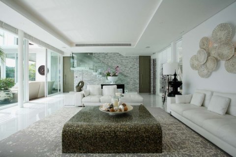 Casa de 5 dormitorios en Phuket, Tailandia № 181085 - foto 21
