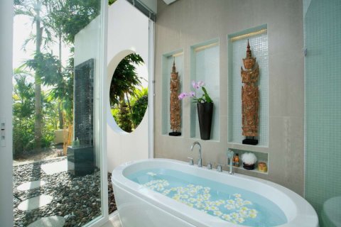 Casa de 5 dormitorios en Phuket, Tailandia № 181085 - foto 2