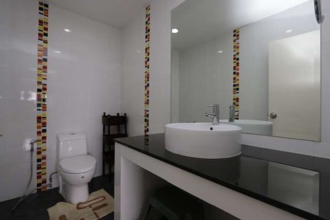 Eigentumswohnung in Chiang Mai, Thailand, 3 Schlafzimmer № 220503 - Foto 17